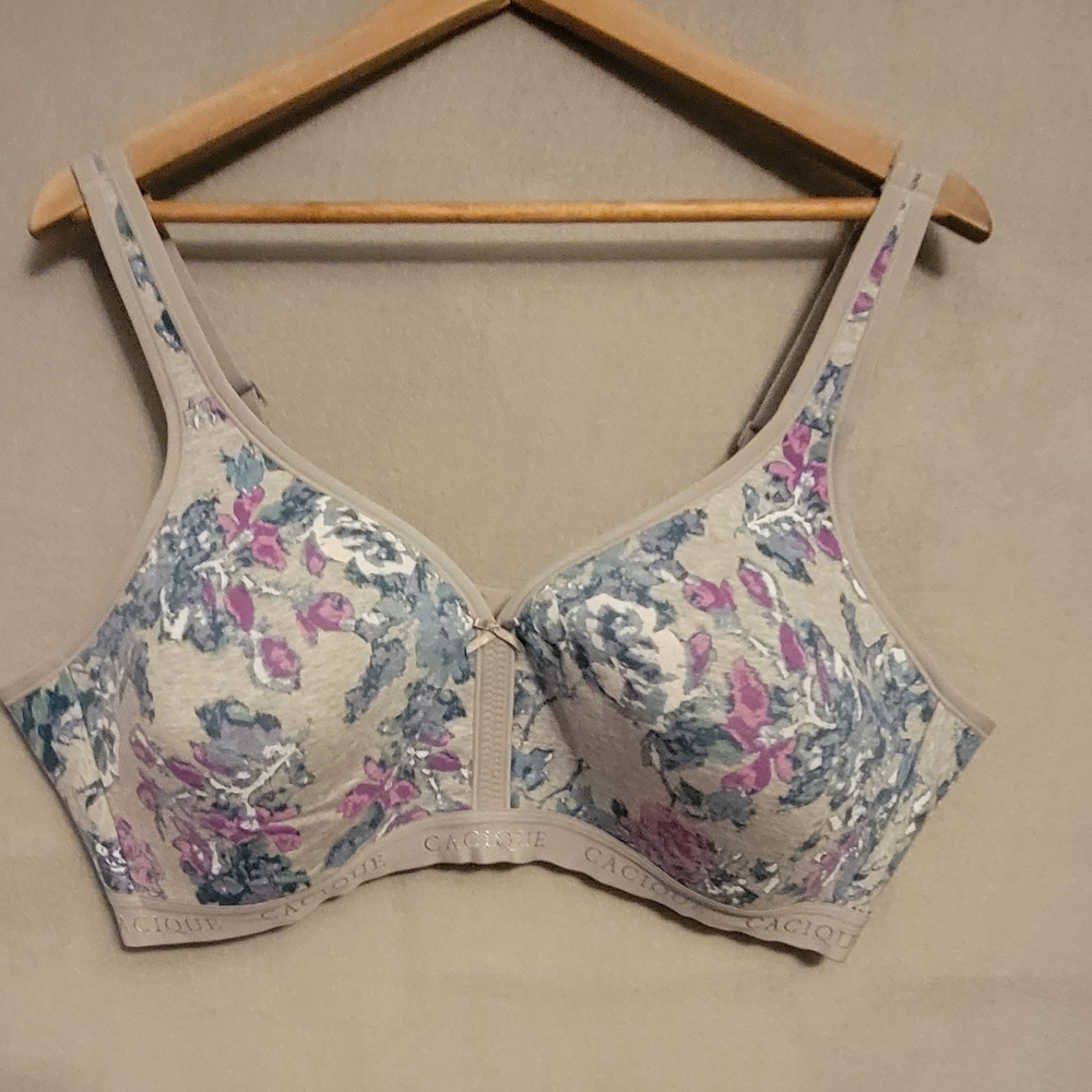 Cacique Floral Print Bra - Cream and Purple. Size 46D